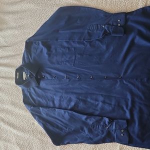 Men's long sleeve button-up dress shirt